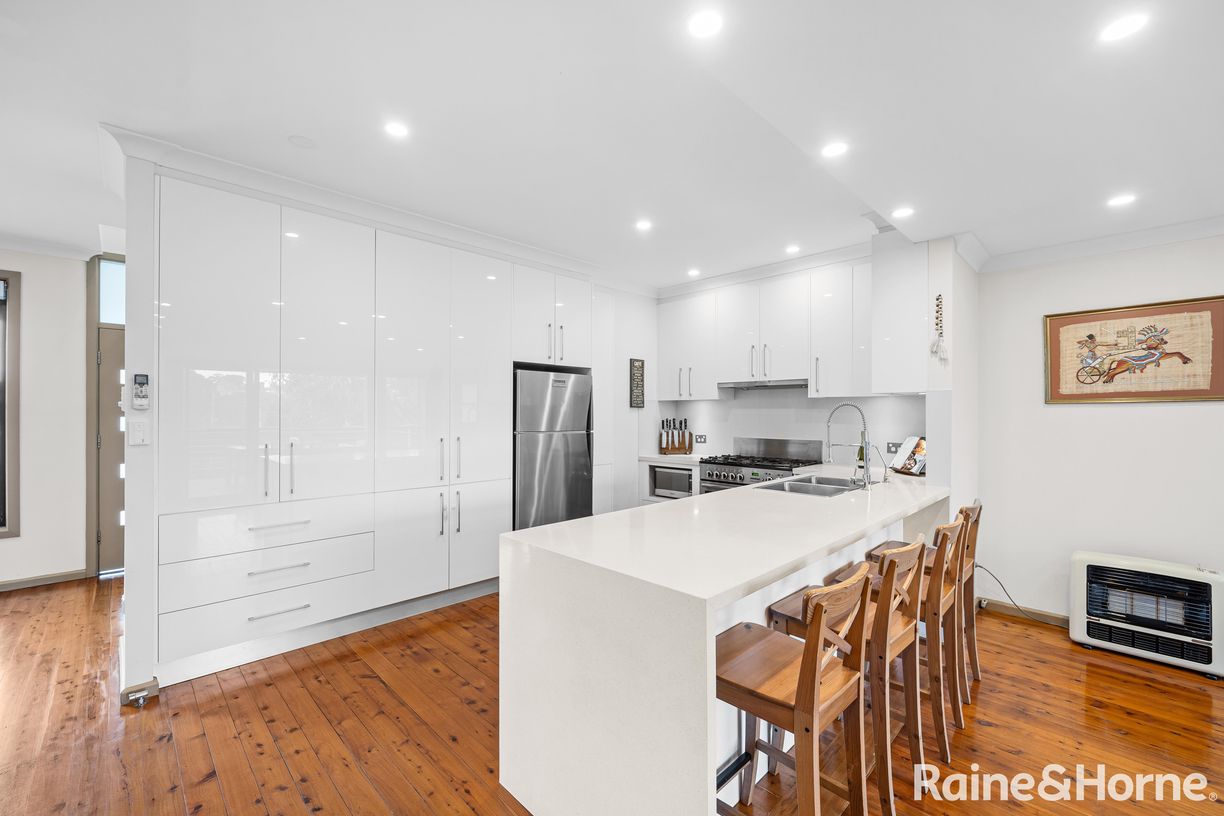 60 Pindari Road — photo 4 of 13