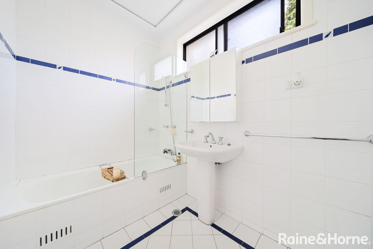 60 Pindari Road — photo 8 of 13