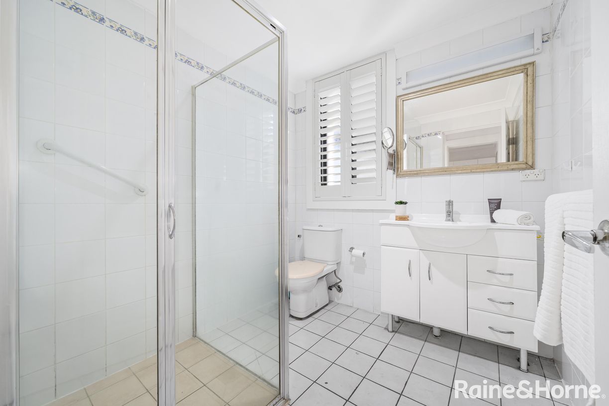 191 Bay Street — photo 8 of 17