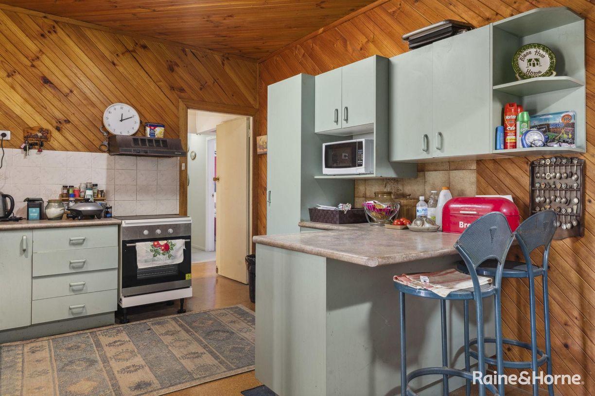 177 Bannister Lane, Gurrundah via — photo 8 of 21
