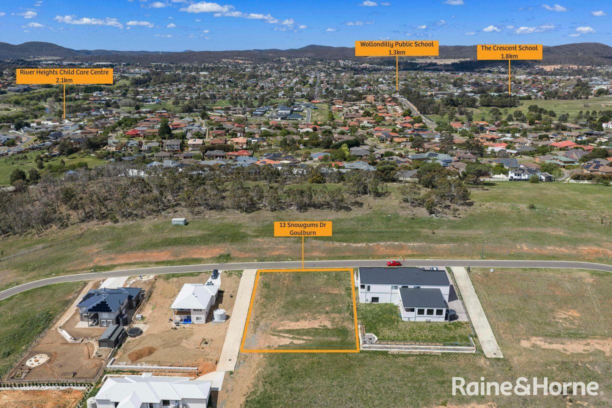 13 Snowgums Drive — photo 4 of 10