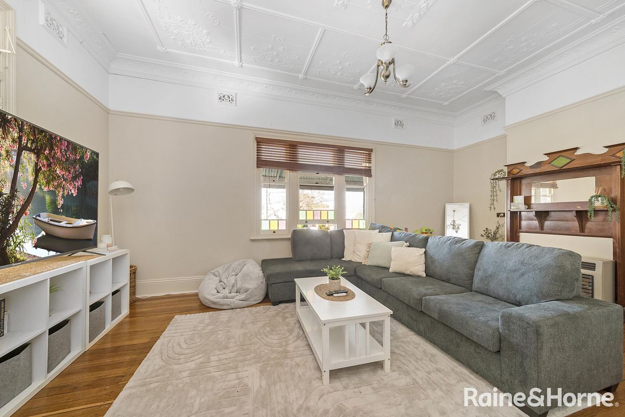 42 Prince Street — photo 3 of 16