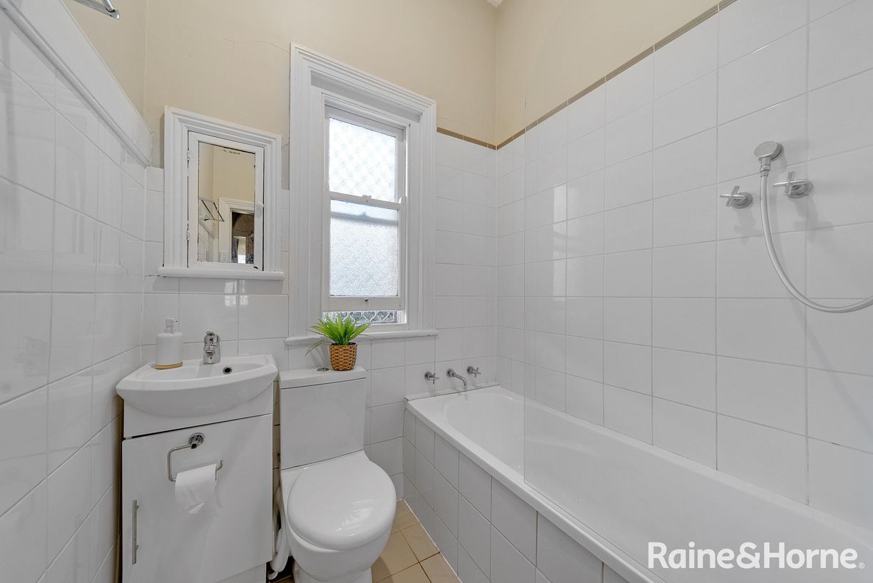 42 Prince Street — photo 12 of 16