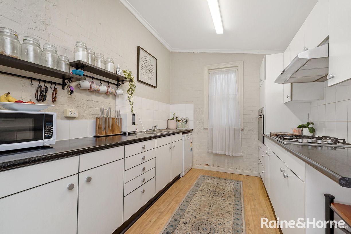 42 Prince Street — photo 4 of 16