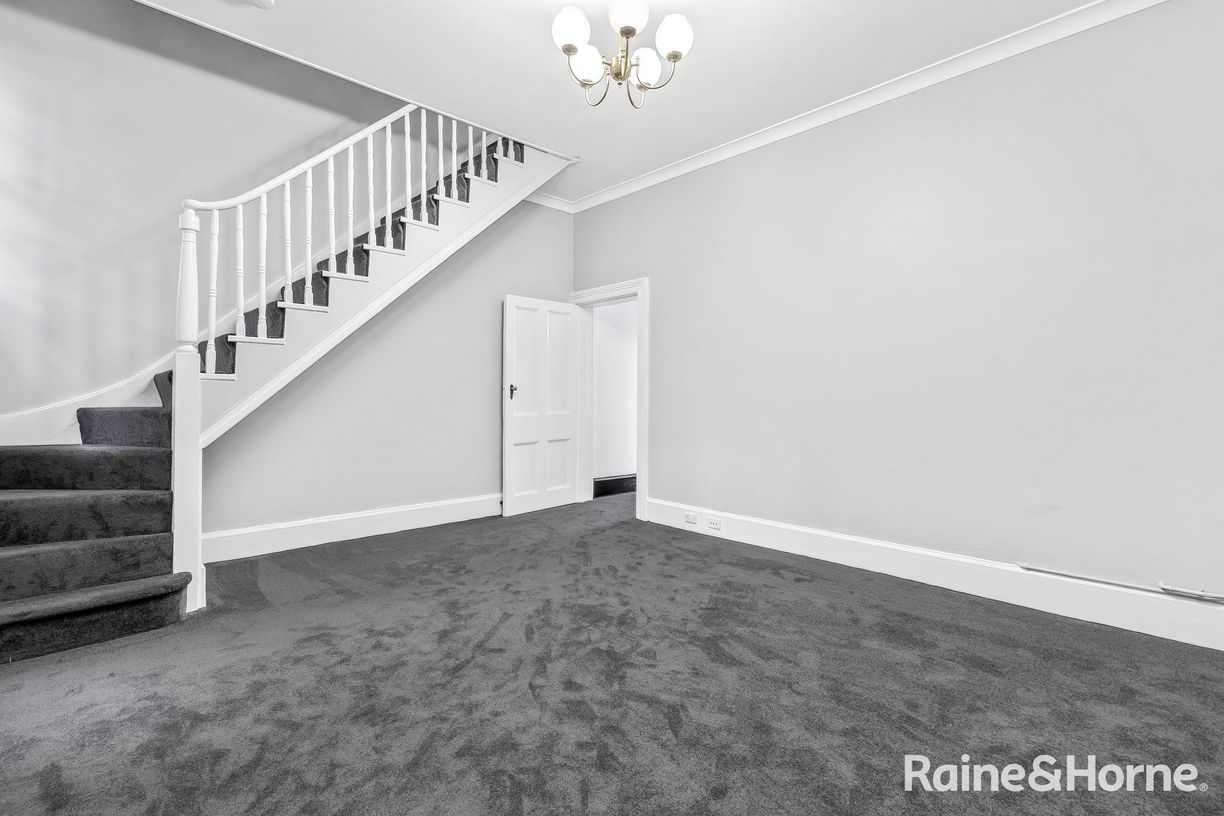 184 Sloane Street — photo 6 of 19