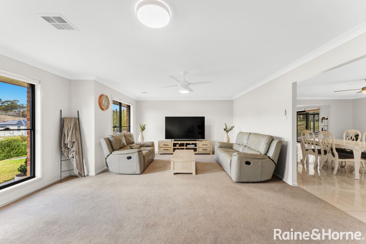 21 Sanctuary Drive — photo 3 of 30