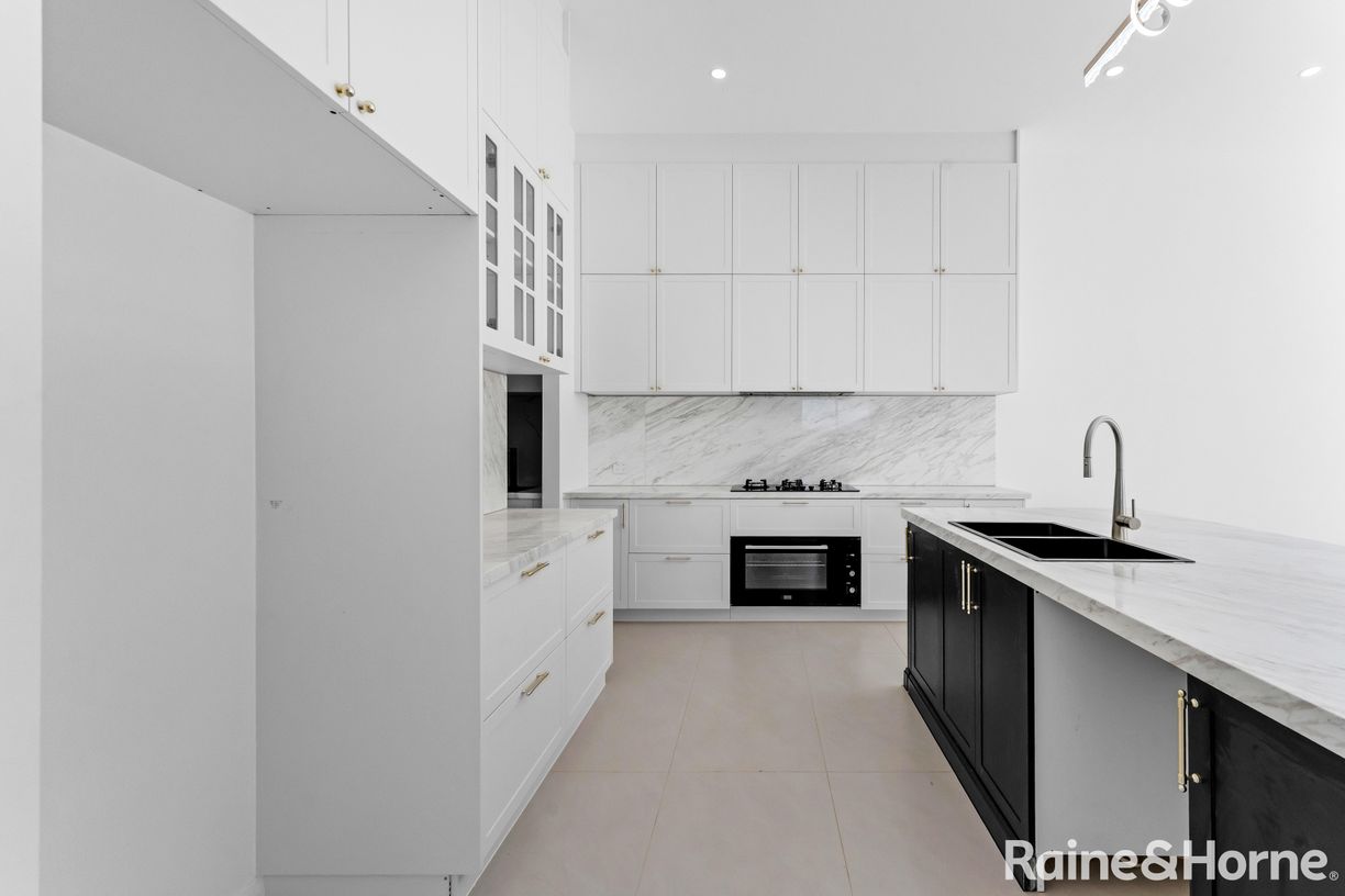 21B Indian Avenue — photo 12 of 17