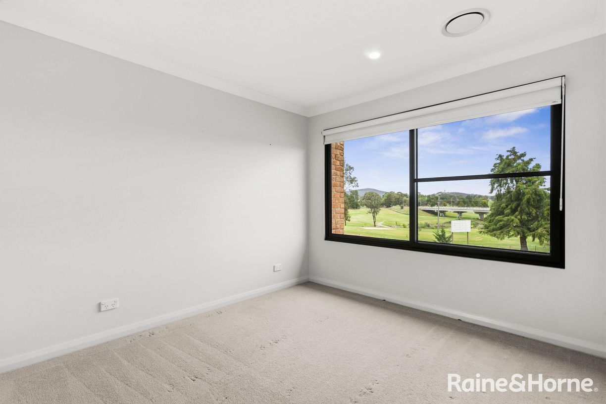 6/1 Brewer Street — photo 6 of 10