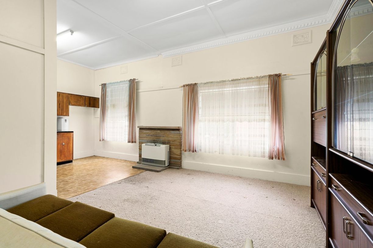 43 Mundy Street — photo 2 of 17