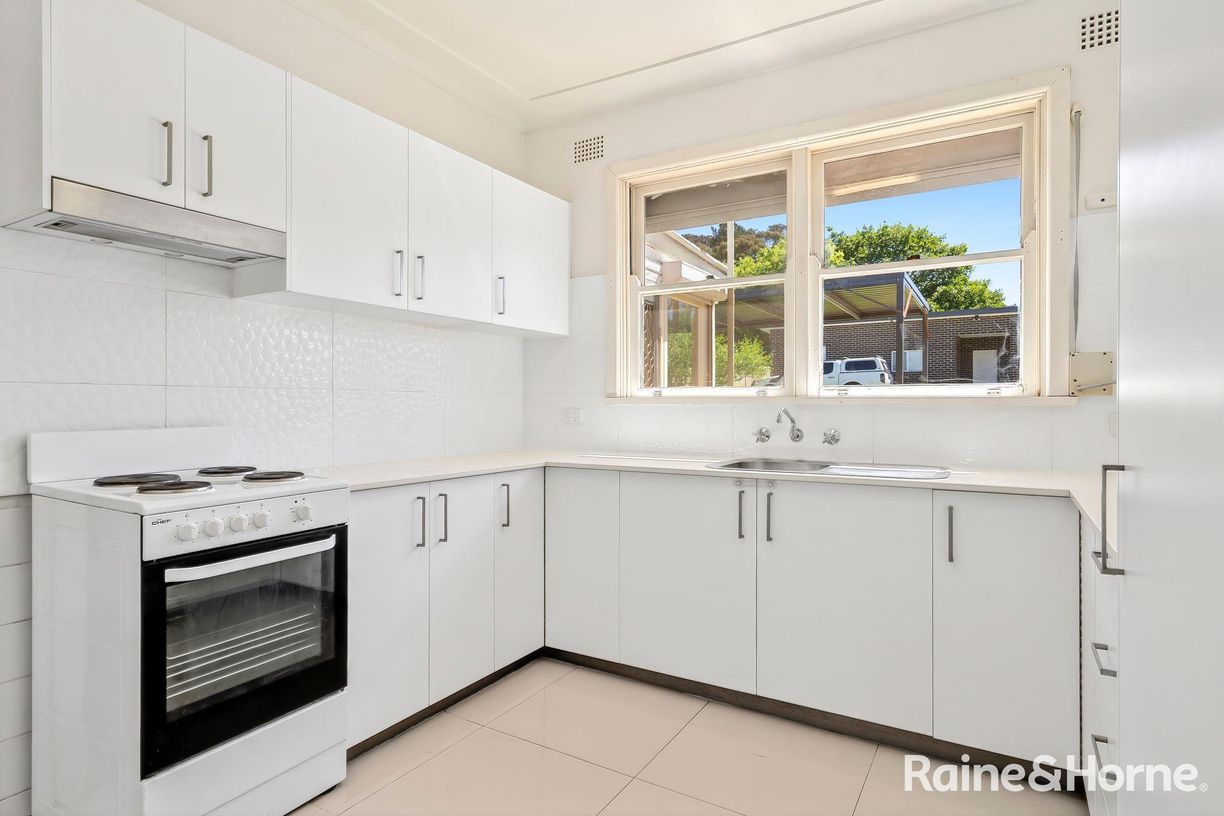 38 Rhoda Street — photo 7 of 19