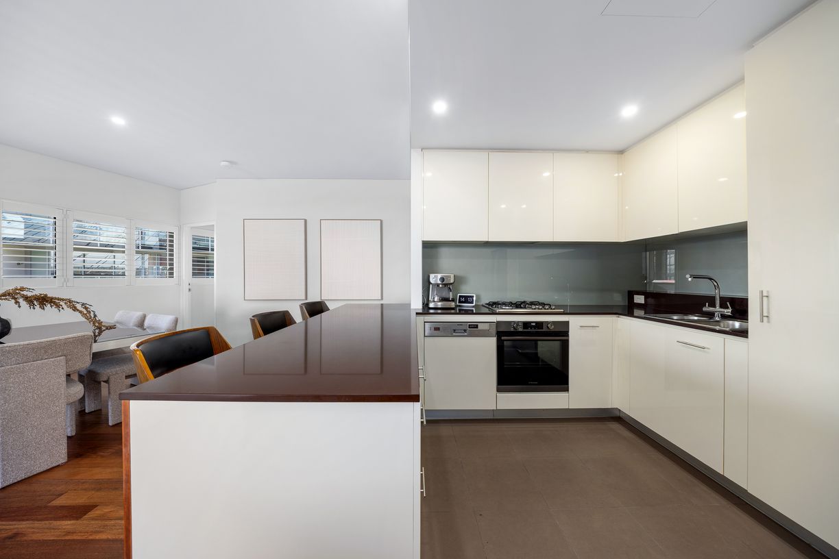 209/1 Distillery Drive — photo 5 of 17