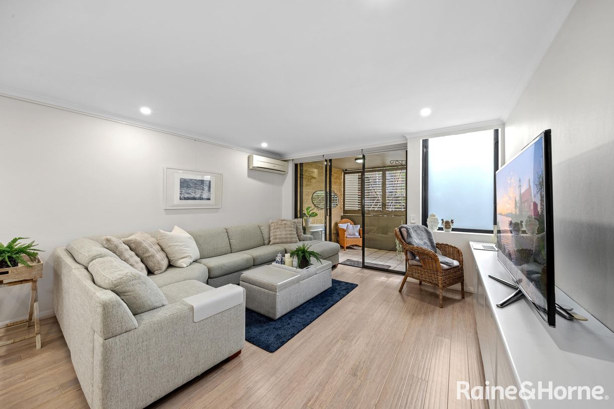 14/127 Point Street — photo from Raine & Horne City Living