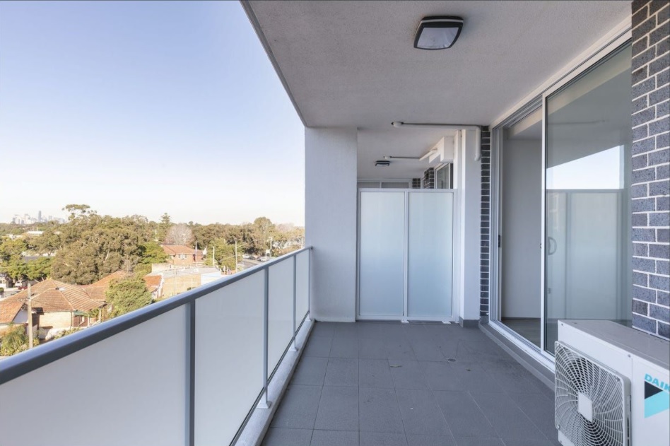 37/120 Victoria Road — photo 3 of 9