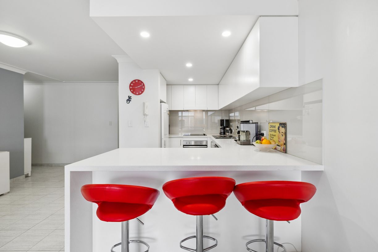 503/233 Pyrmont Street — photo 3 of 12