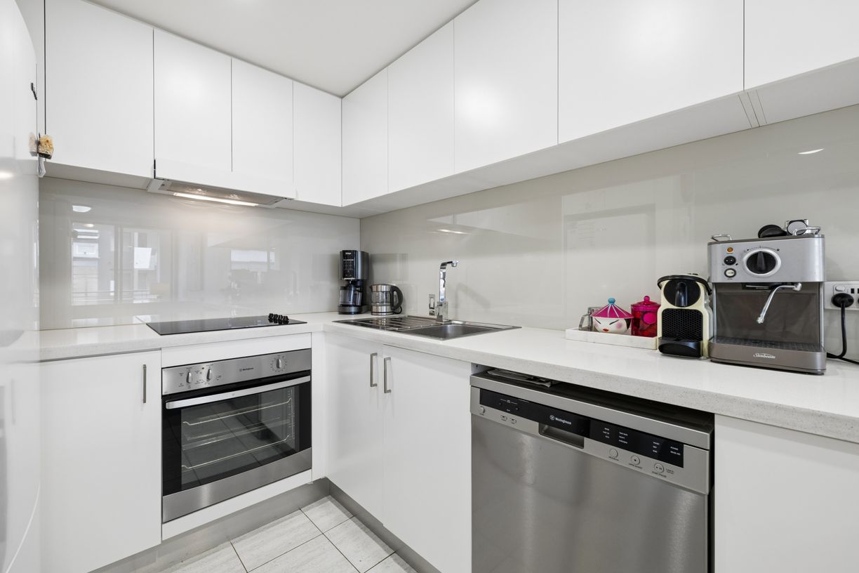 503/233 Pyrmont Street — photo 4 of 12