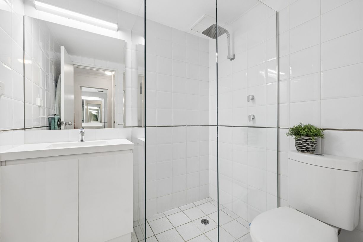 503/233 Pyrmont Street — photo 7 of 12