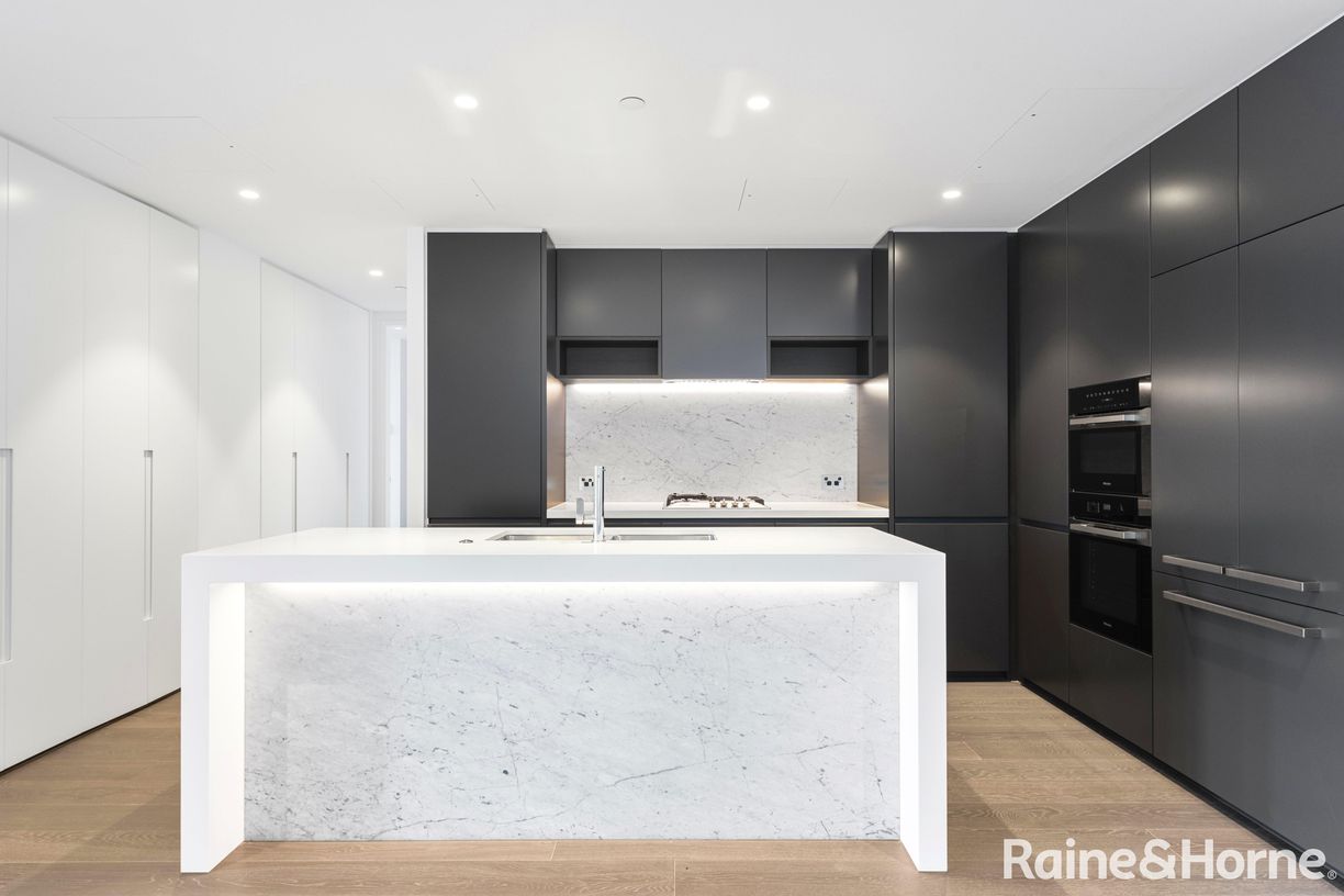 5F/2 Watermans Quay — photo 4 of 12