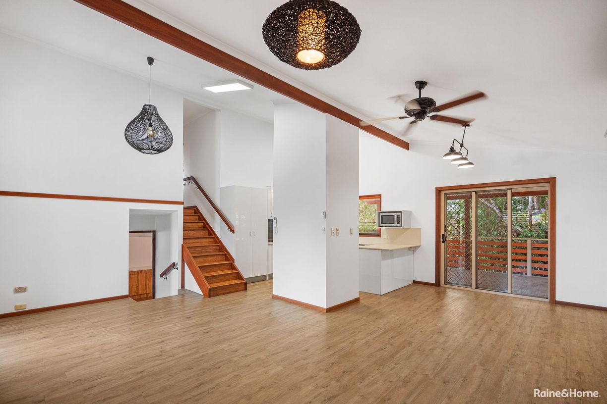 114 Elizabeth Street — photo 2 of 20