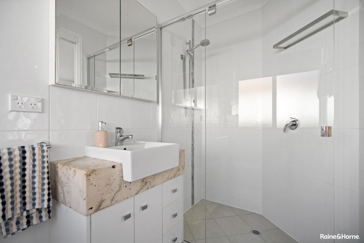 17 Cassia Avenue — photo 10 of 21