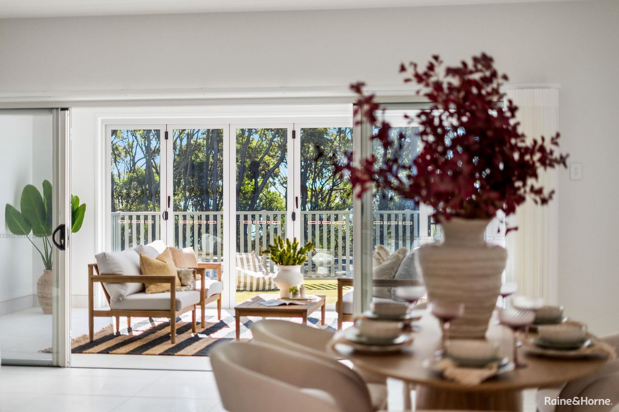 Villa 2/39 Esplanade — photo 9 of 27