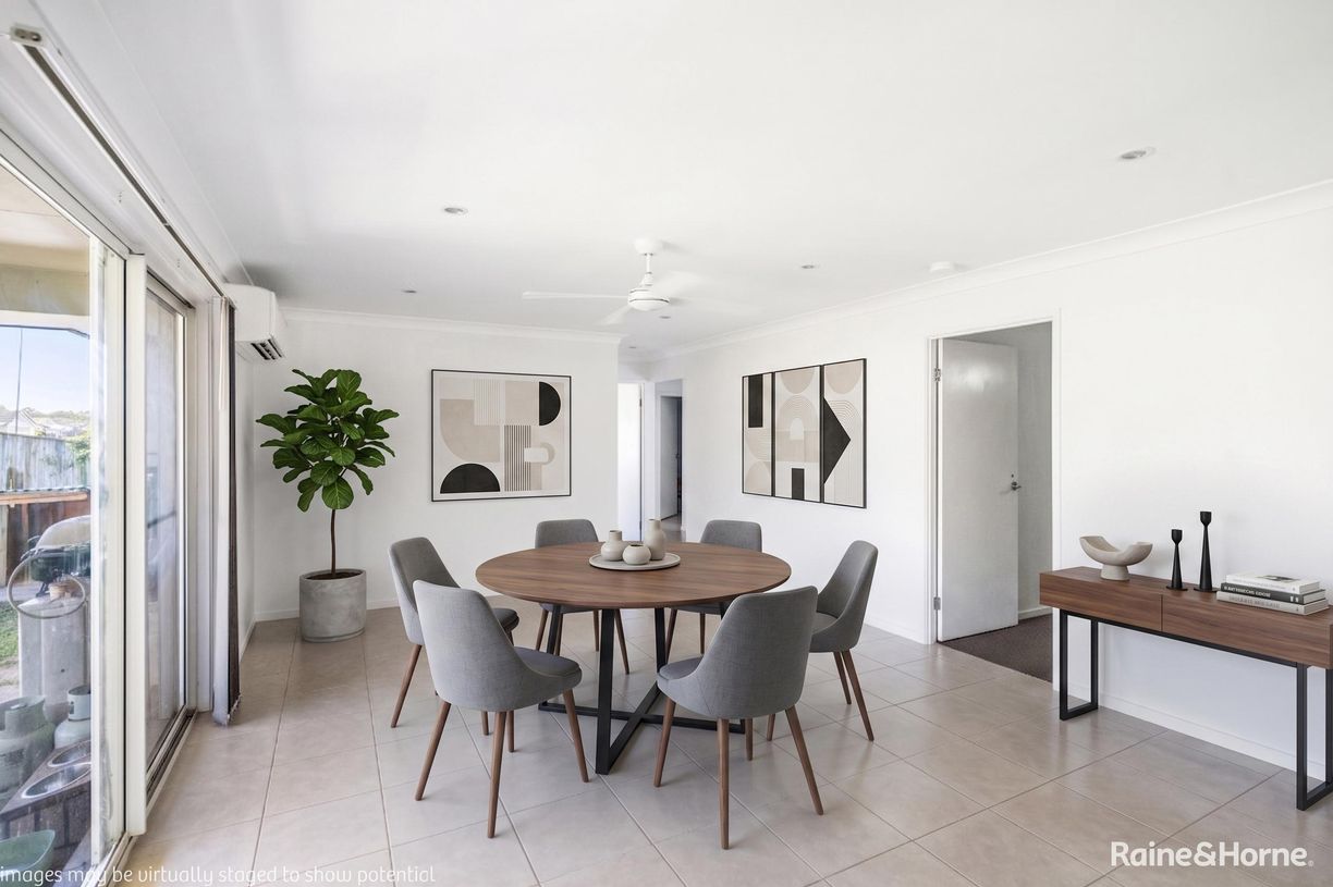 72 Bay Park Road — photo 3 of 12