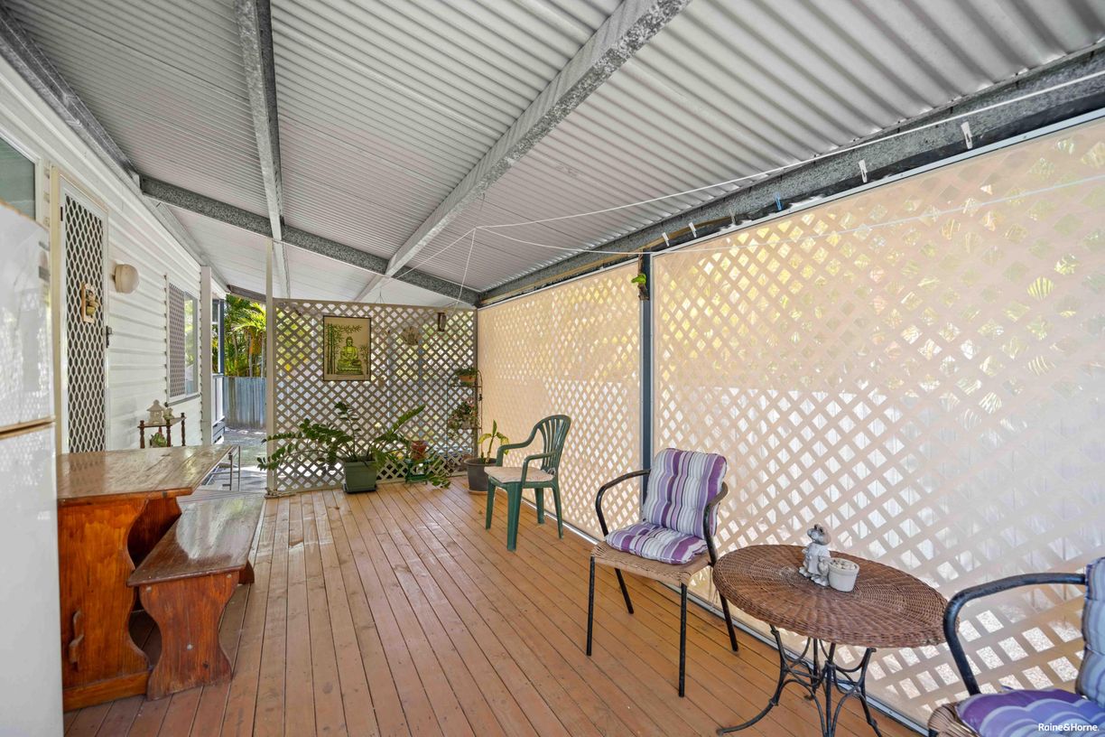 11 Jennylee Close — photo 15 of 17
