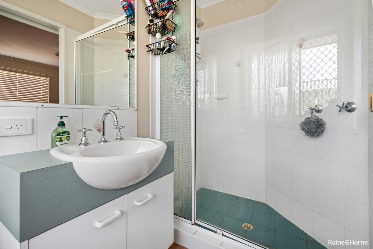 41 Chancellor Drive — photo 10 of 14