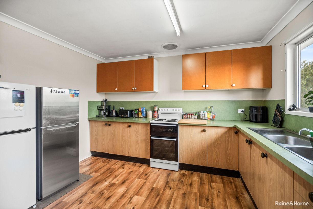 82 Bideford Street — photo 5 of 20