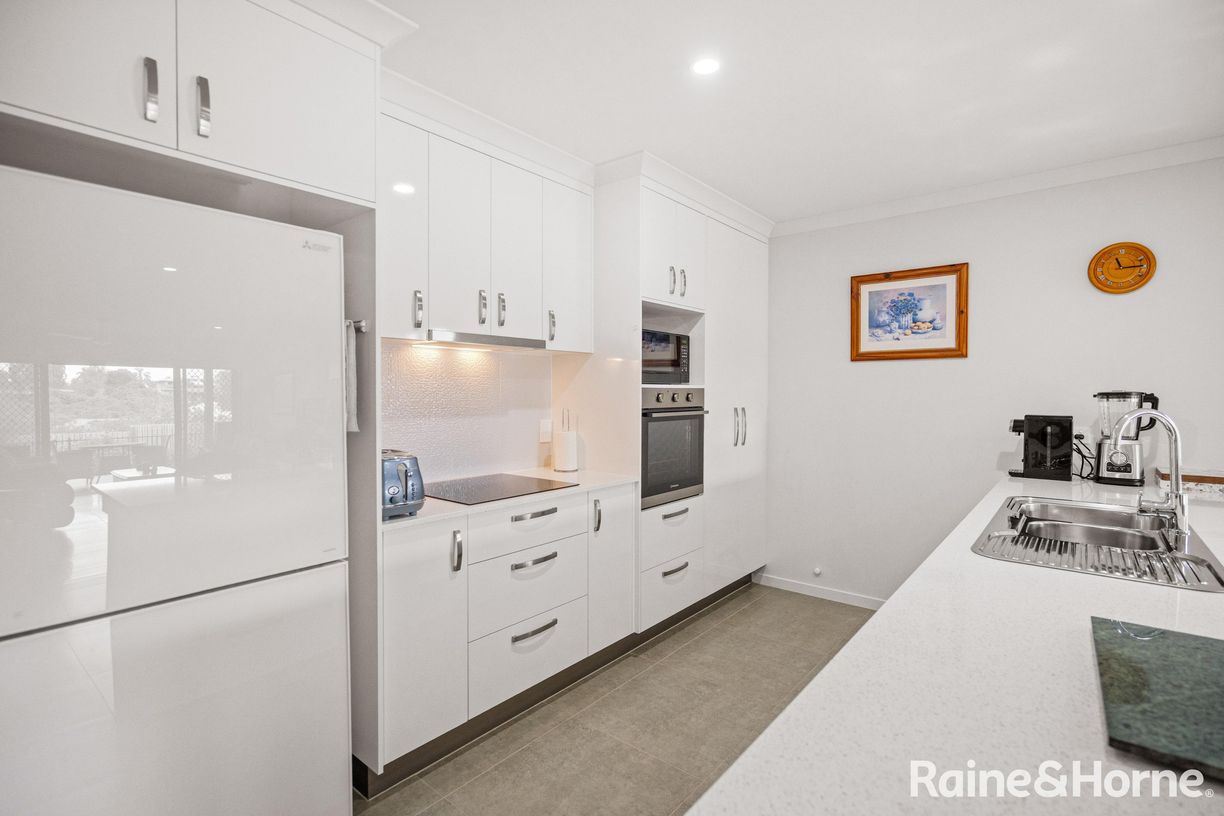 21 Finn Dr — photo 7 of 20