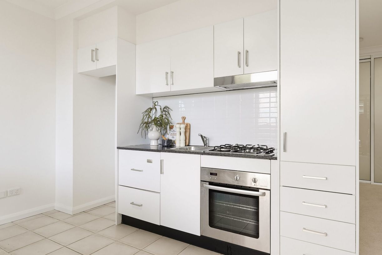 509/11A Lachlan Street — photo 5 of 11