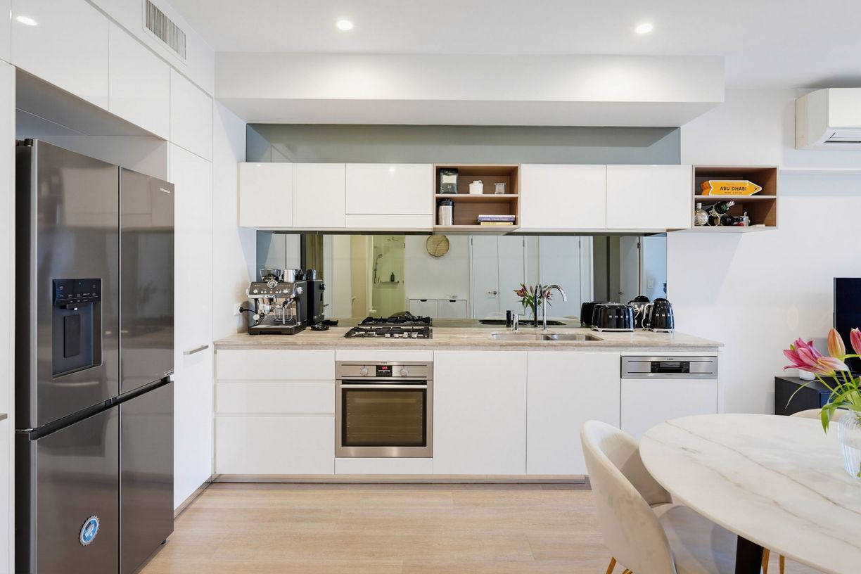 309/20 Dunkerley Place — photo 6 of 15