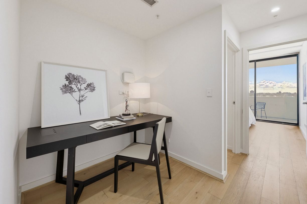 11702/5 Sam Sing Street — photo 11 of 14
