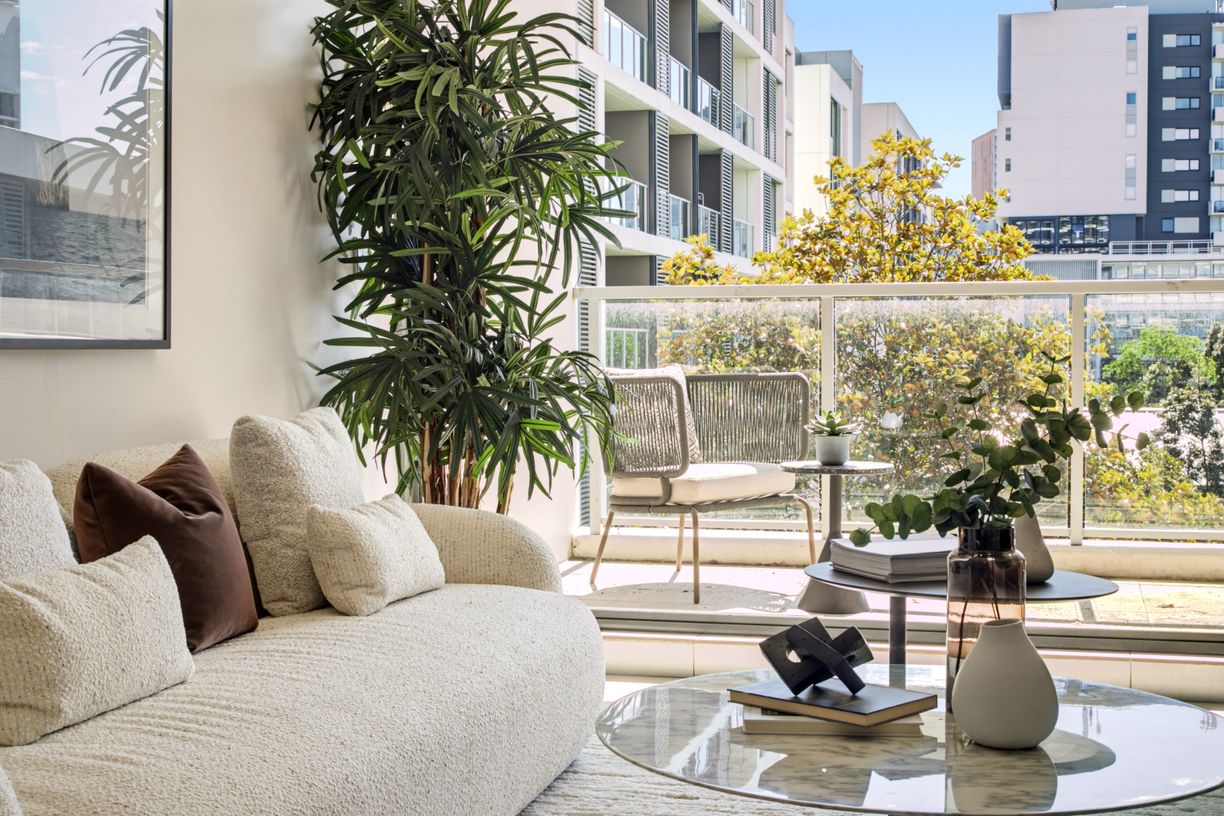 643/8 Ascot Avenue — photo from Raine & Horne Green Square