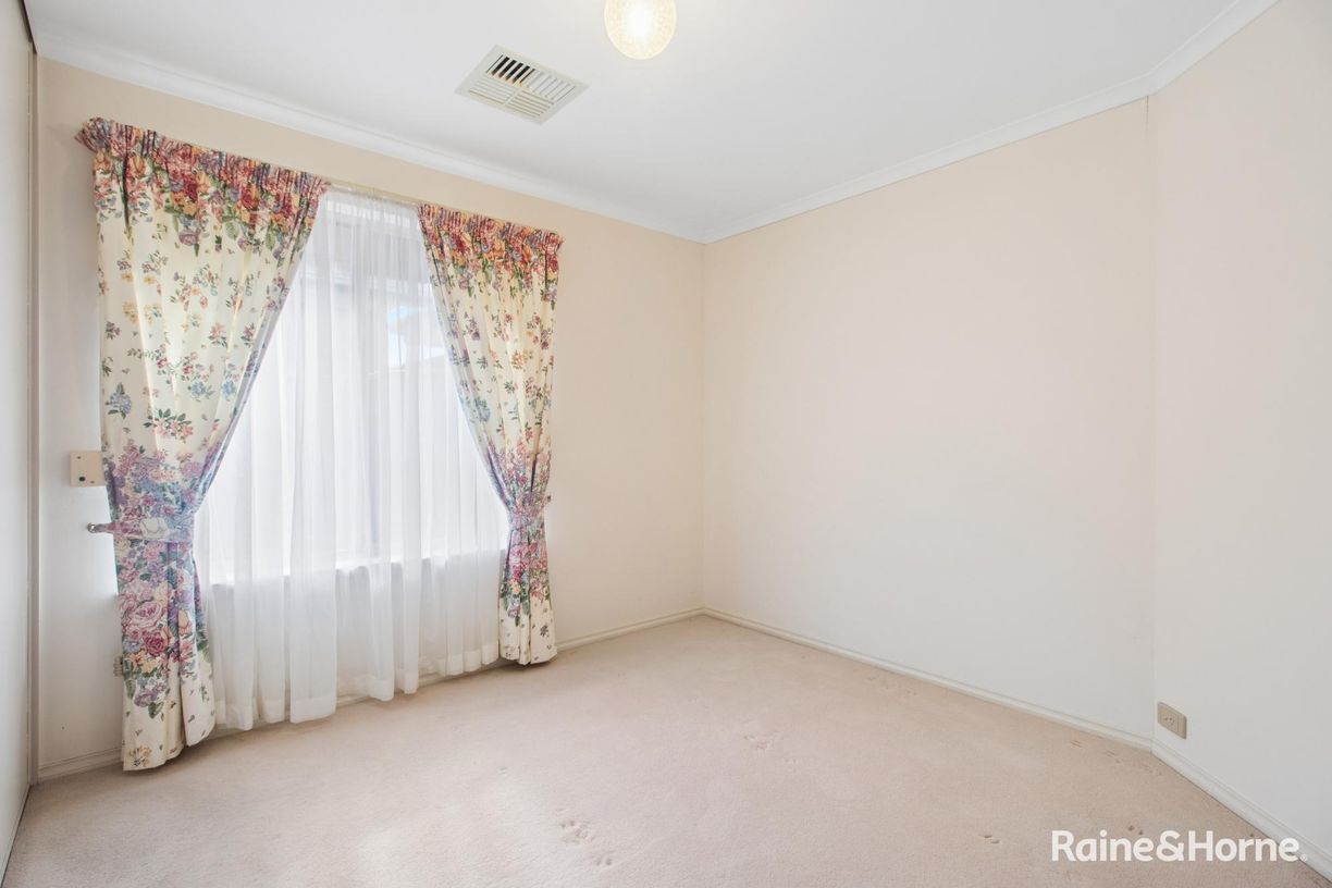 36 Epsilon Close — photo 8 of 13