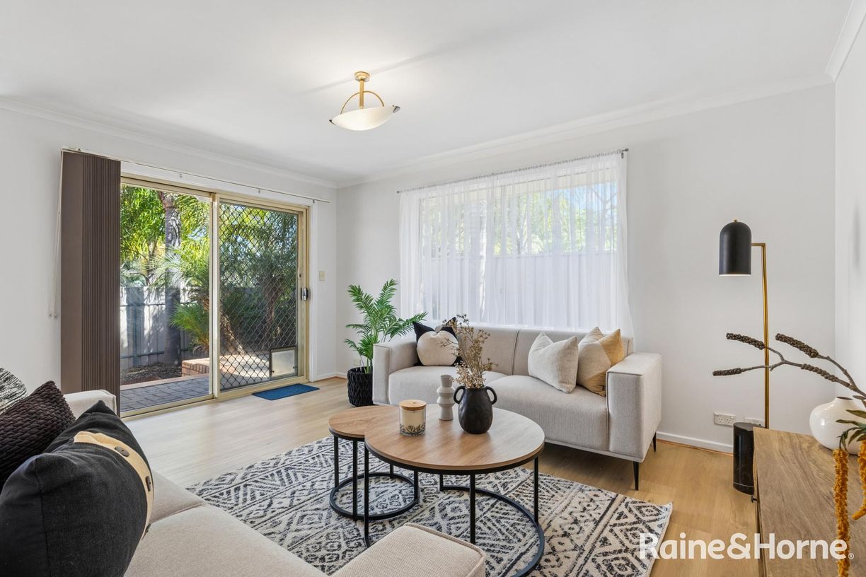 4/1 Abbaron Court — photo 2 of 11