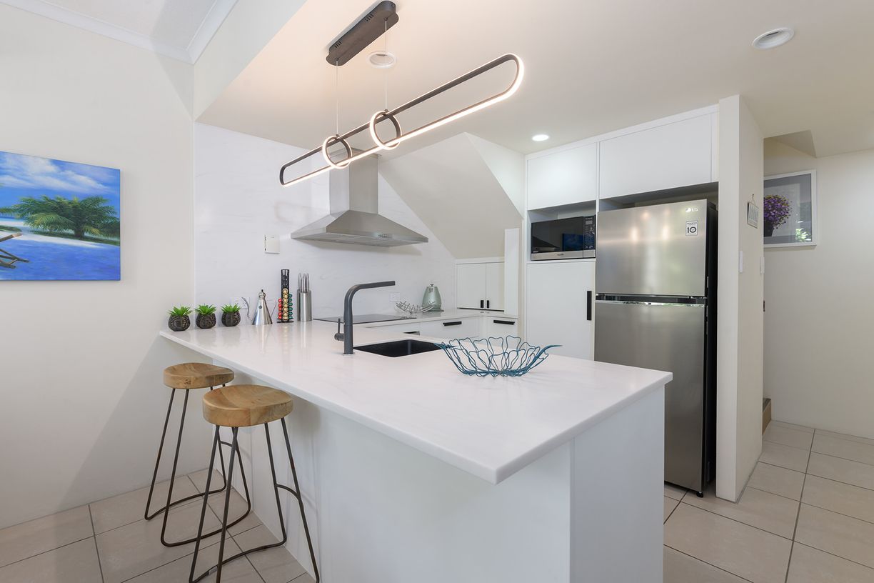 2/119 Davidson Street (Tropical Nites) — photo from Raine & Horne Port Douglas | Mossman