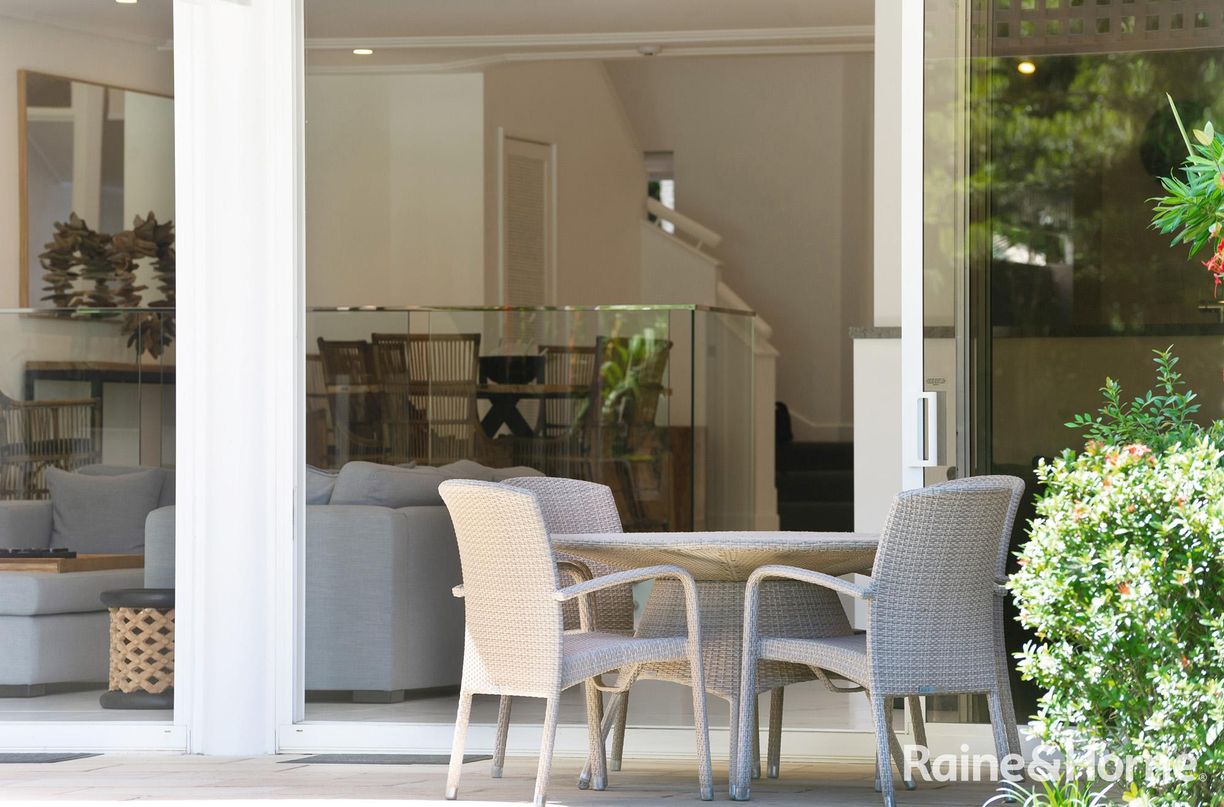 11/8-28 Pandanus Way (Mirage Villa 422) — photo 15 of 18