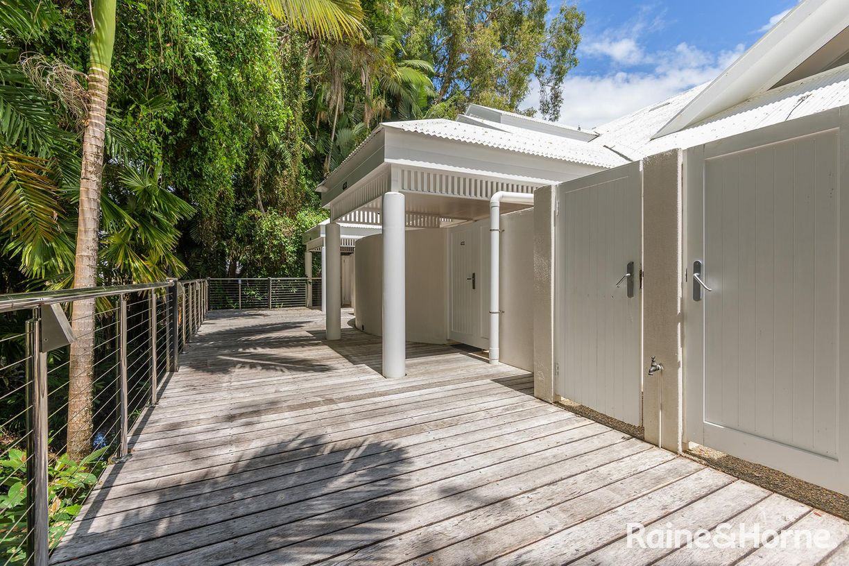 11/8-28 Pandanus Way (Mirage Villa 422) — photo 17 of 18