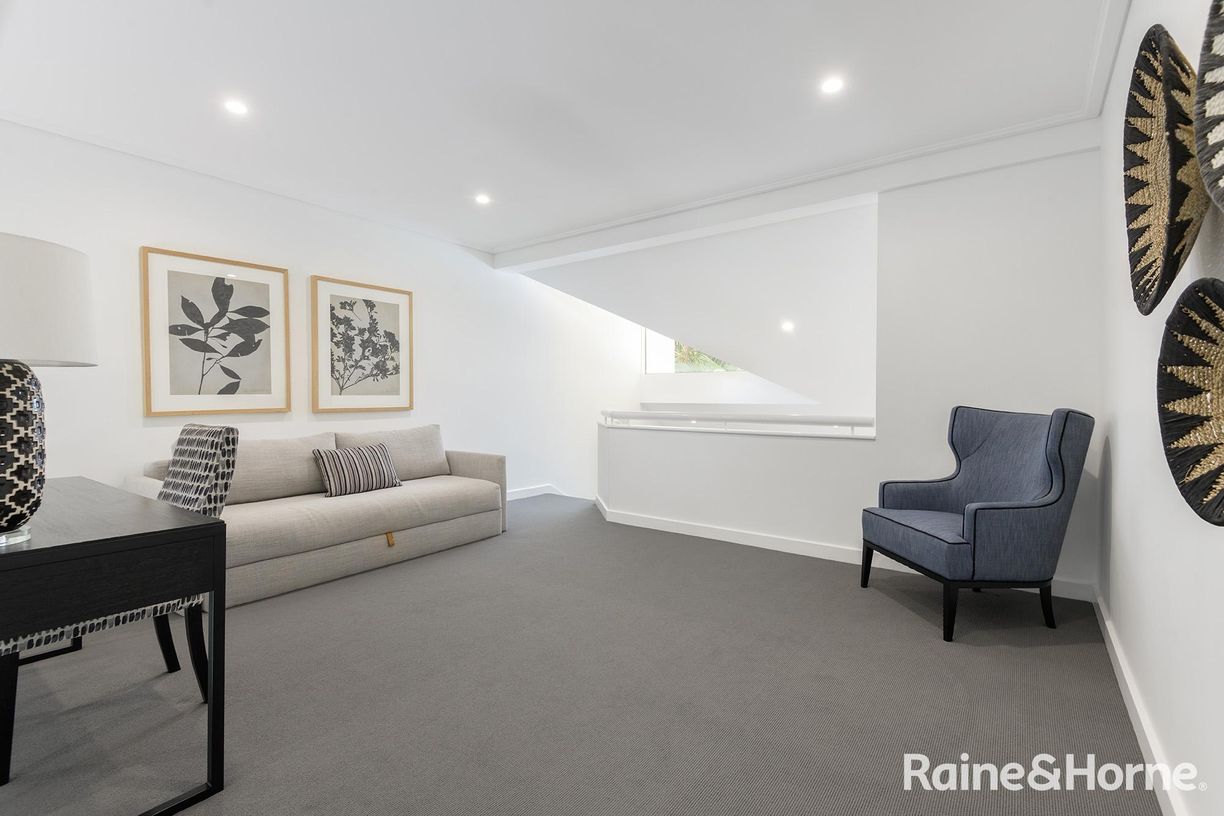 11/8-28 Pandanus Way (Mirage Villa 422) — photo 8 of 18
