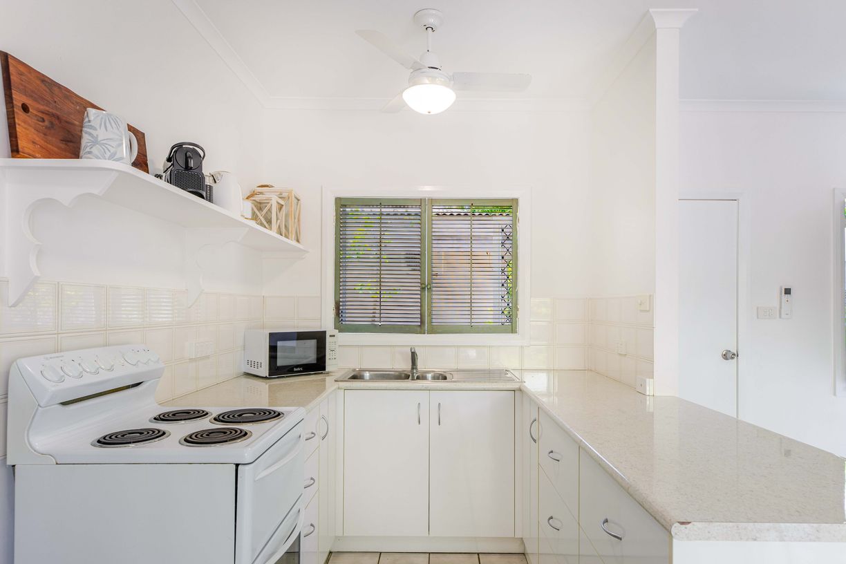2/35-37 Coral Drive — photo 6 of 17