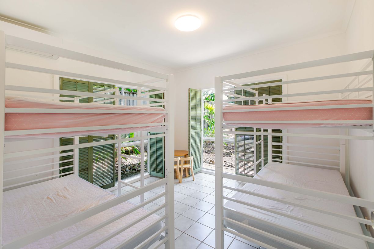 2/35-37 Coral Drive — photo 7 of 17