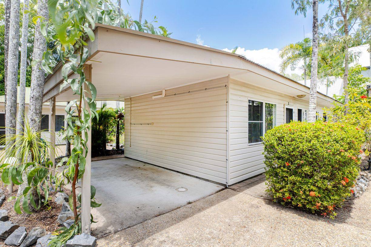 2/35-37 Coral Drive — photo 12 of 17