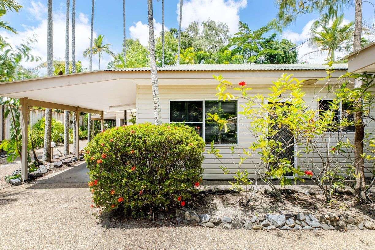 2/35-37 Coral Drive — photo 11 of 17