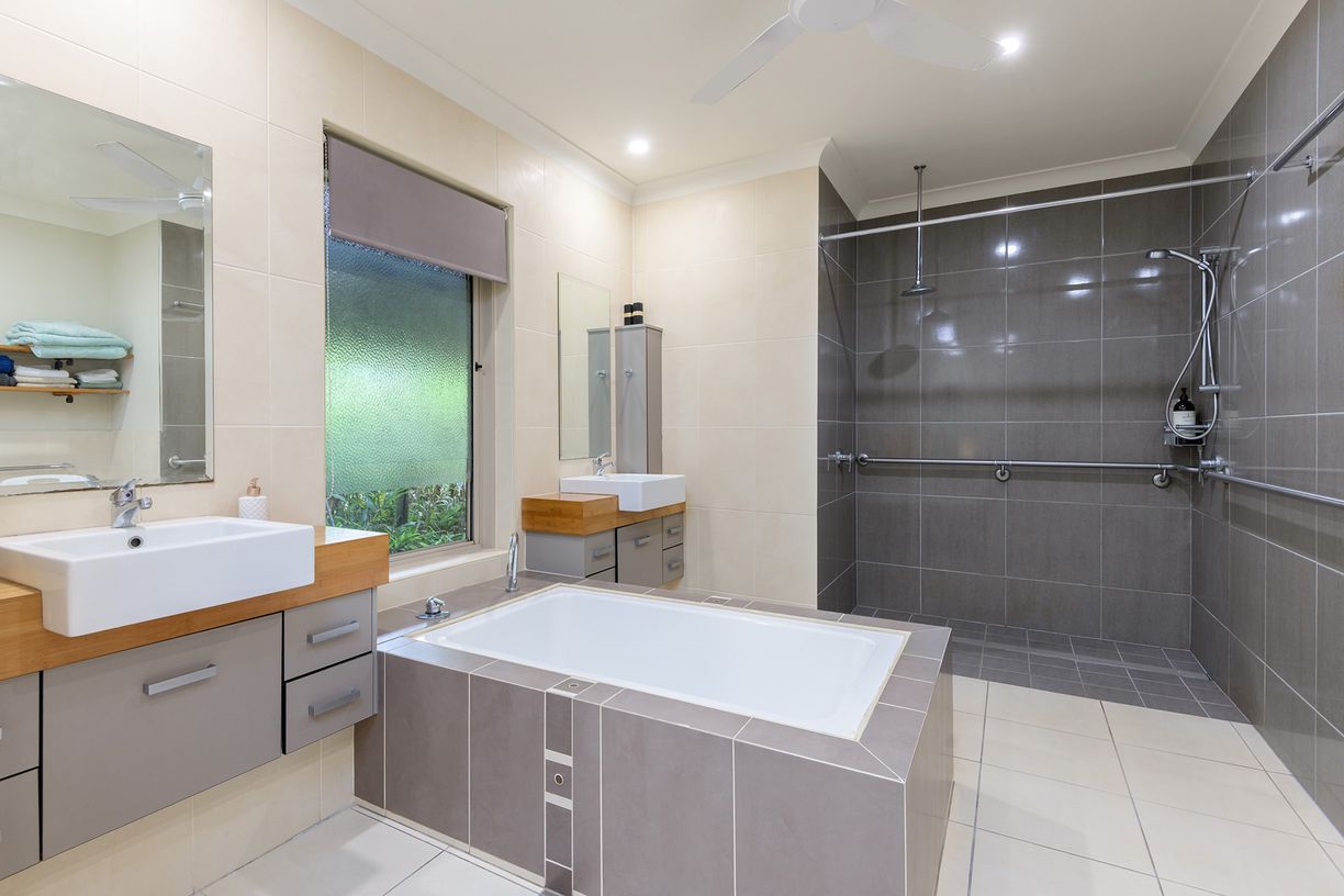7 Bower Close — photo 14 of 29