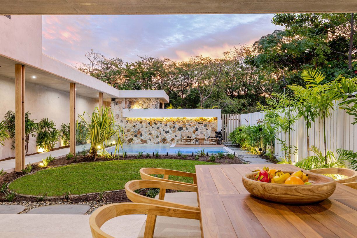 30 Warner Street (KAYA VILLAS) — photo 4 of 30