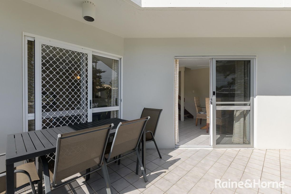 11/14-16 Davidson Street (MARINA TERRACES) — photo 13 of 21