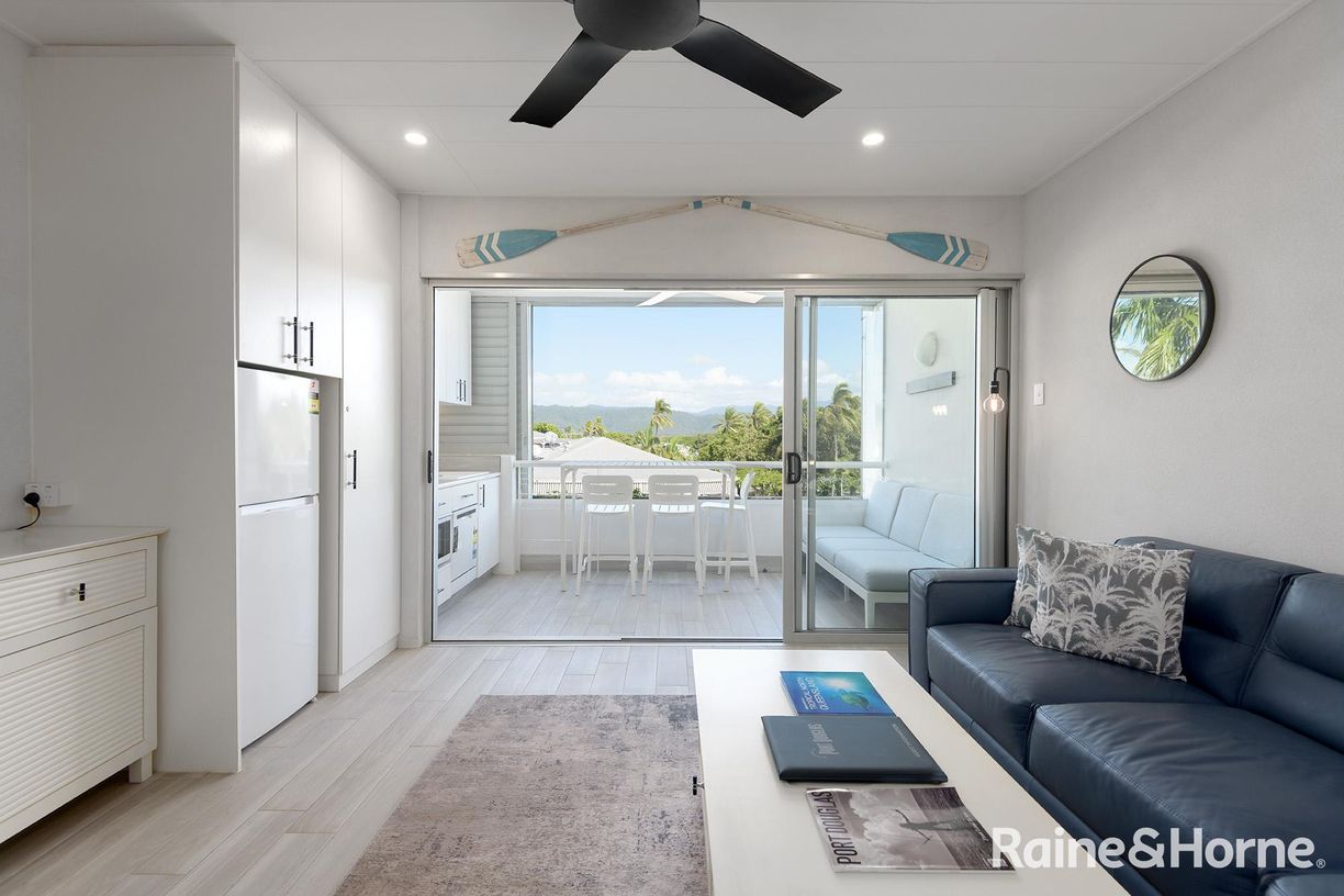 205/2-4 Macrossan Street — photo 5 of 19