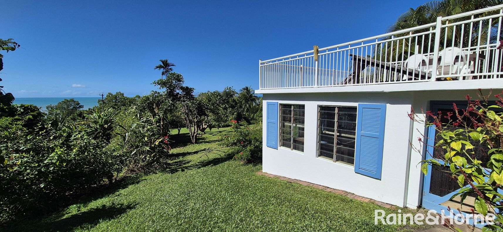 1373 Mossman-Daintree Road — photo 4 of 30