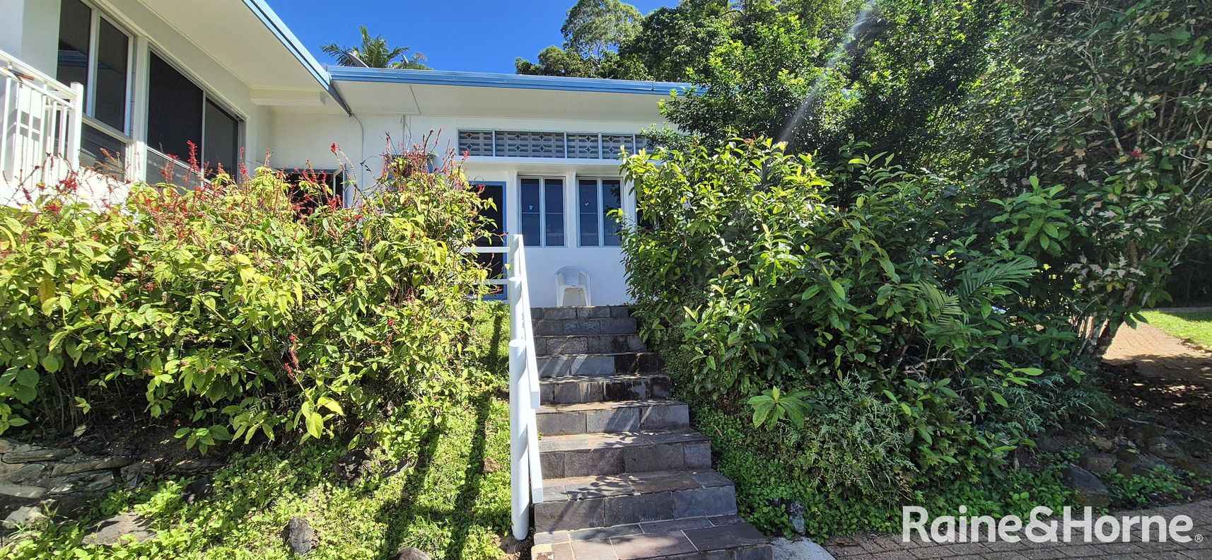 1373 Mossman-Daintree Road — photo 23 of 30