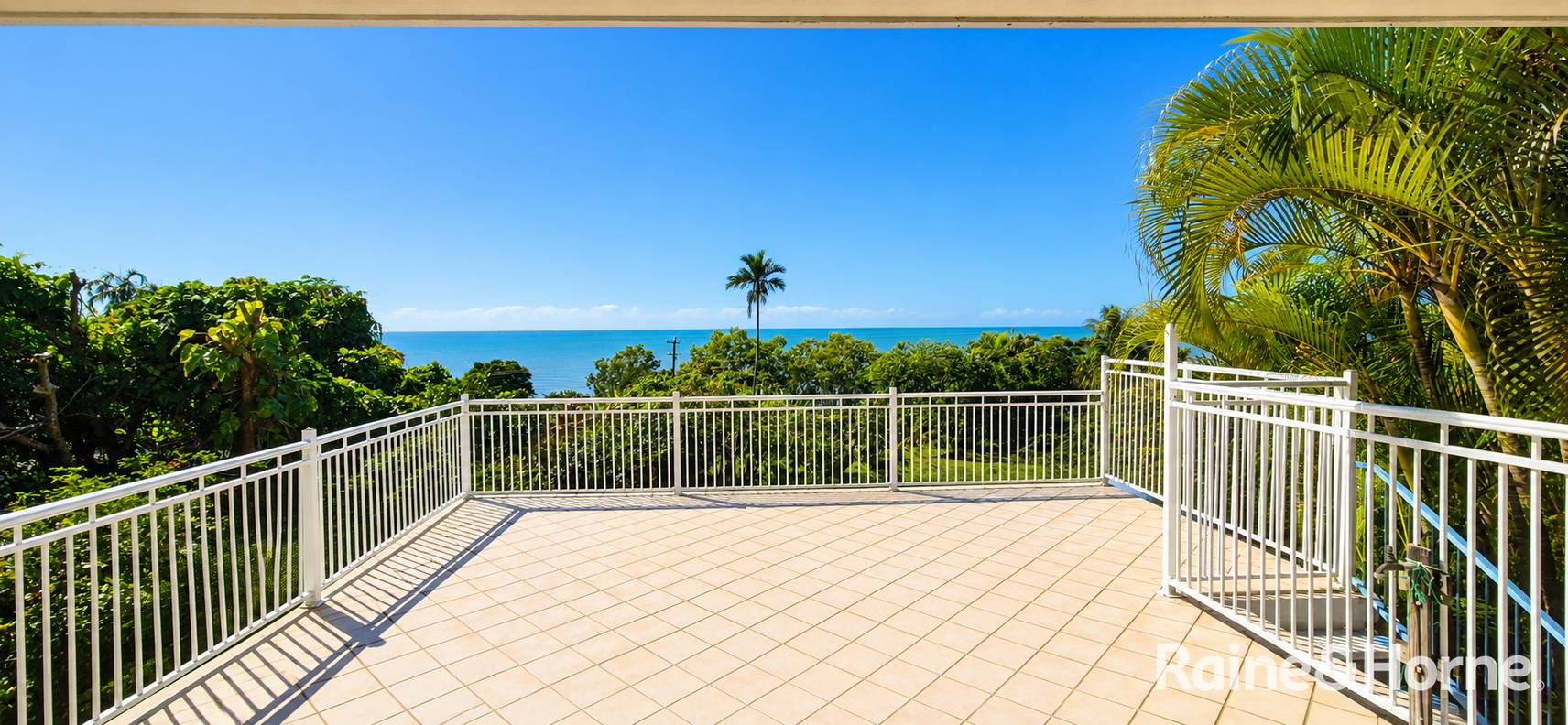 1373 Mossman-Daintree Road — photo 3 of 30